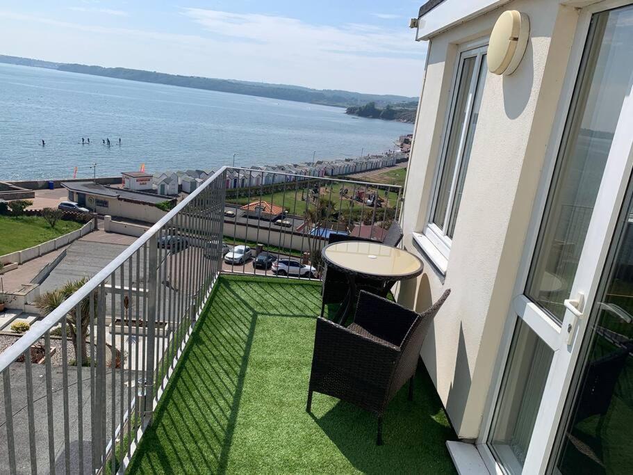 Vista Apartments, Goodrington Beach, Пейнтън Екстериор снимка
